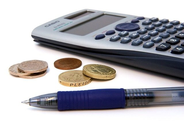 calculator-1818_640 calculator-1818_640